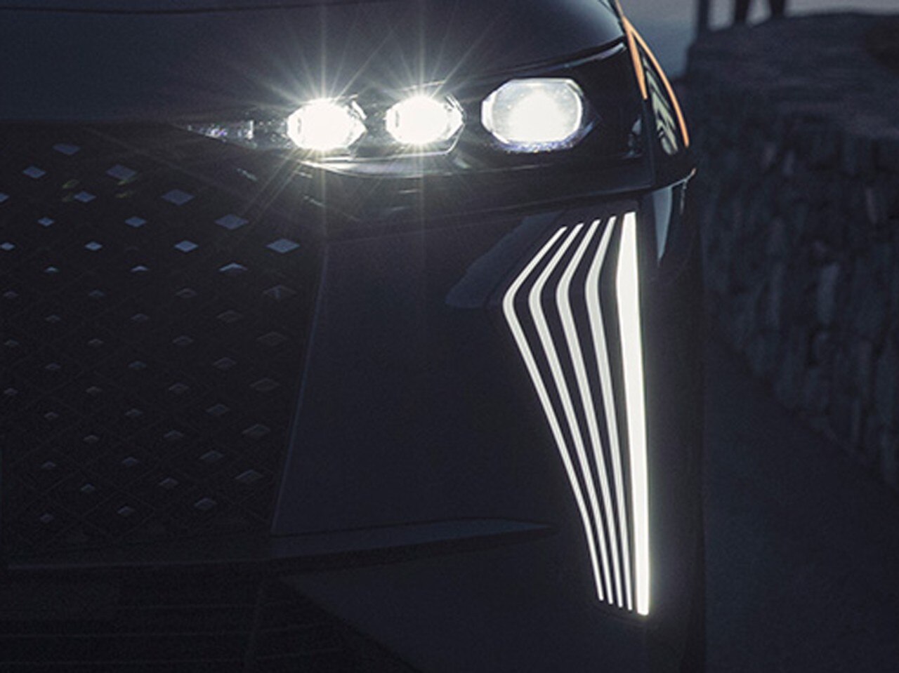 Novi DS 7 PERFORMANCE LINE