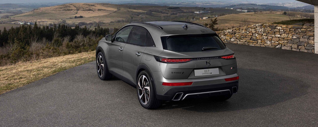 Novi DS 7 PERFORMANCE LINE